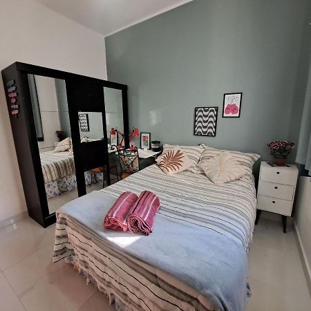 Quarto Privativo No Melhor De Botafogo Com Anfitria - Home With Host Ρίο ντε Τζανέιρο Εξωτερικό φωτογραφία
